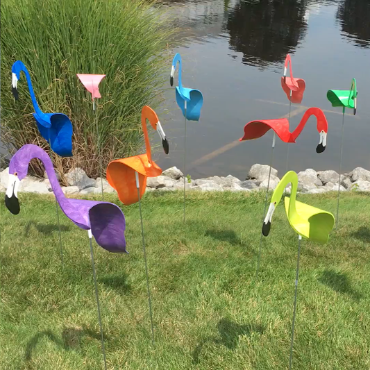 🦩 Swirl Bird💥 Buy 3 get 1 free  🦩 A whimsical and dynamic bird that spins with the slight garden breeze