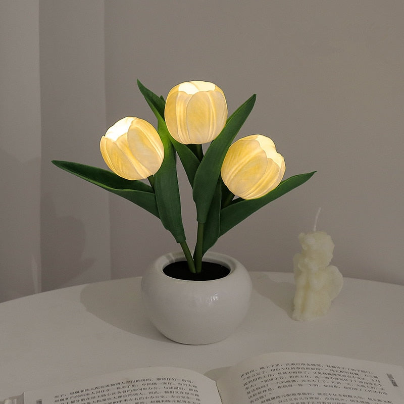 CasaVerde | LED Tulip Bloom Table Lamps