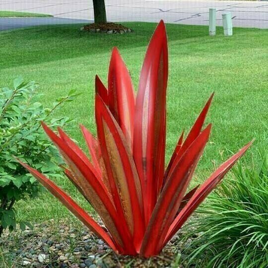 🌵 Waterproof Solar Garden Agave Lamp